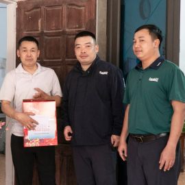 Tết yêu thương: Sanitec Việt Nam trao gửi quà xuân đến với những hoàn cảnh khó khăn